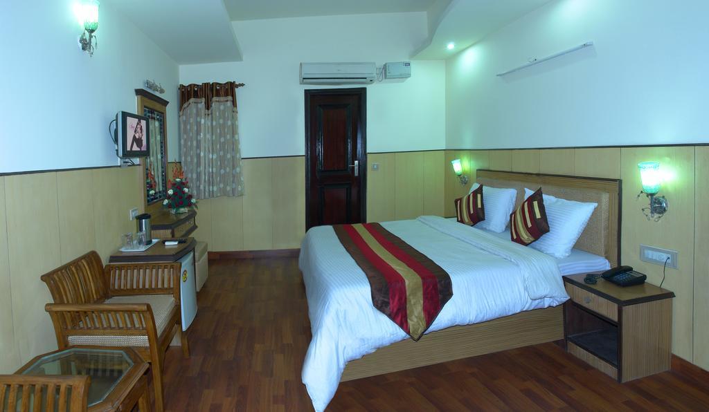Hotel Karat 87 Inn Nowe Delhi Zewnętrze zdjęcie